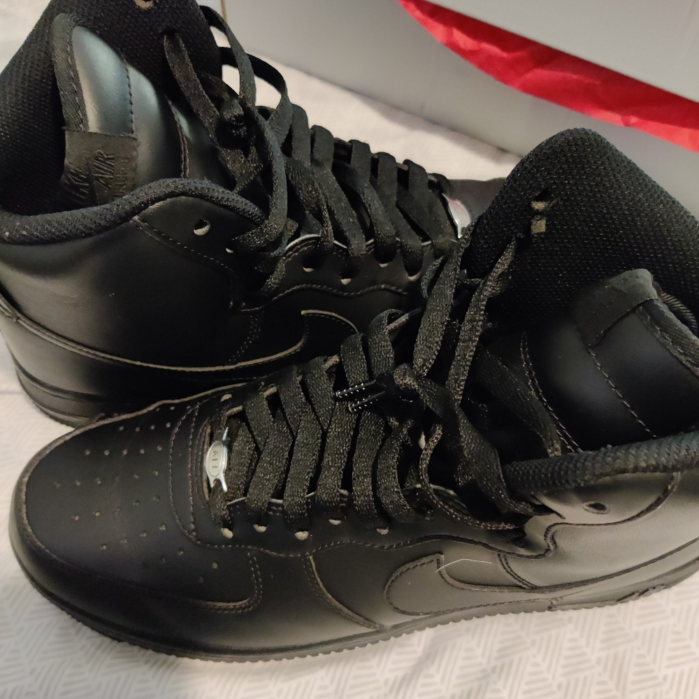 Black Air Force 1s